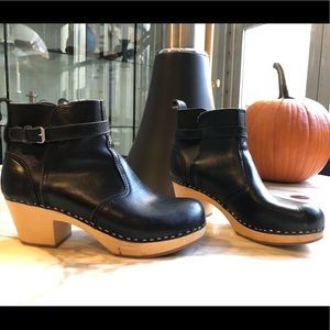 Swedish Hasbeens Jodhpurs black leather buckle